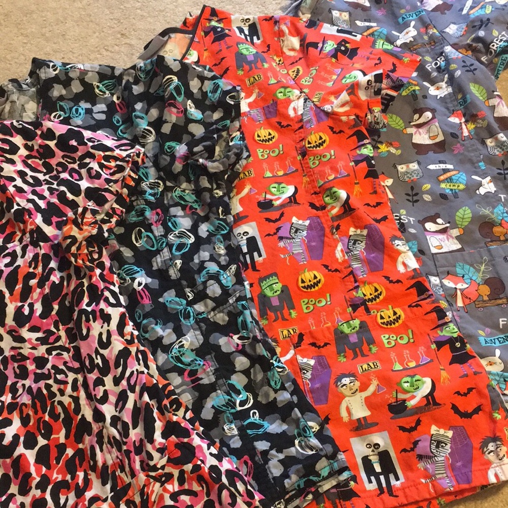 Women’s scrub tops